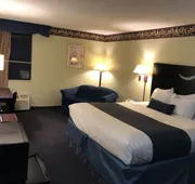 Days Inn & Suites by Wyndham Youngstown / Girard Ohio hotel detail image 4