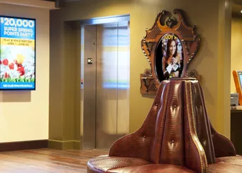 Golden Gate Hotel and Casino hotel thumbnail 2