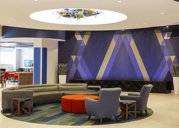 Holiday Inn Express & Suites Louisville Downtown by IHG hotel thumbnail 2
