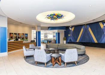 Holiday Inn Express & Suites Louisville Downtown by IHG hotel thumbnail 3