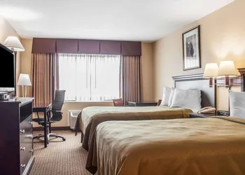 Econo Lodge Elmira-Corning hotel thumbnail 3