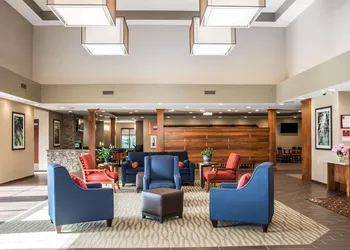 Comfort Suites Hartville - North Canton hotel thumbnail 3