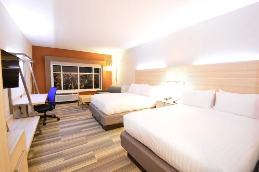 Holiday Inn Express & Suites Toledo South - Perrysburg by IHG hotel detail image 2