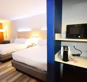 Holiday Inn Express & Suites Toledo South - Perrysburg by IHG hotel detail image 4