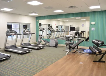 Holiday Inn Express & Suites Toledo South - Perrysburg by IHG hotel thumbnail 8