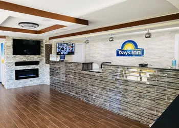 Days Inn by Wyndham Sharonville hotel thumbnail 4