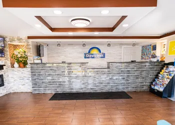 Days Inn by Wyndham Sharonville hotel thumbnail 6