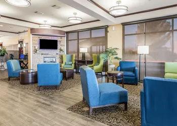 Comfort Suites Fort Stockton hotel thumbnail 4