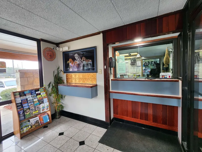 Americas Best Value Inn & Suites Little Rock at Scott Hamilton Dr hotel detail image 2