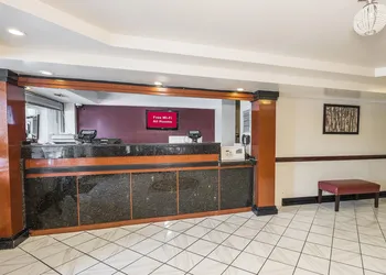 Red Roof Inn Hartford - Vernon hotel thumbnail 2