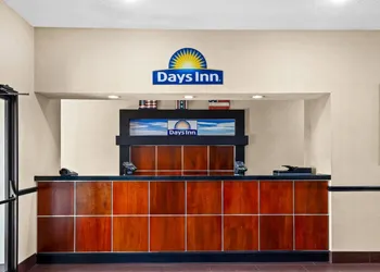 Days Inn by Wyndham Collinsville/St. Louis hotel thumbnail 3