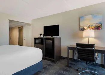 Best Western Plus Alexandria / Fort Belvoir hotel thumbnail 4