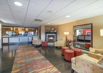 Hampton Inn Corydon hotel thumbnail 2
