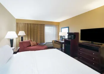 Hampton Inn Corydon hotel thumbnail 6