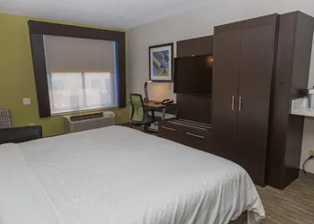 Holiday Inn Express Clayton by IHG hotel thumbnail 7