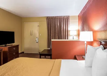 Quality Inn Gaffney I-85 hotel thumbnail 7