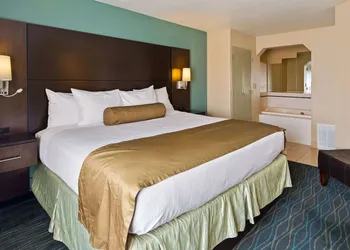Baymont by Wyndham Marion, OH hotel thumbnail 3