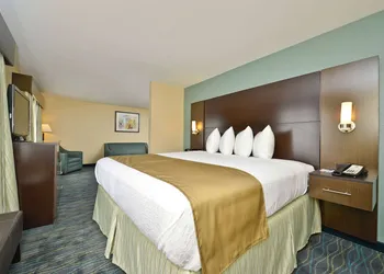 Baymont by Wyndham Marion, OH hotel thumbnail 7