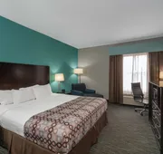 La Quinta Inn & Suites by Wyndham Knoxville East hotel detail image 3