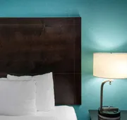 La Quinta Inn & Suites by Wyndham Knoxville East hotel detail image 5