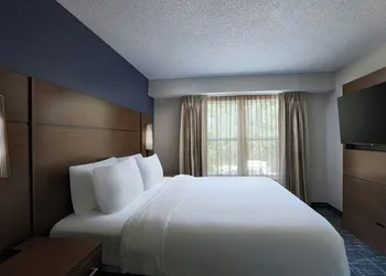 Residence Inn Houston The Woodlands / Lake Front Circle hotel thumbnail 8