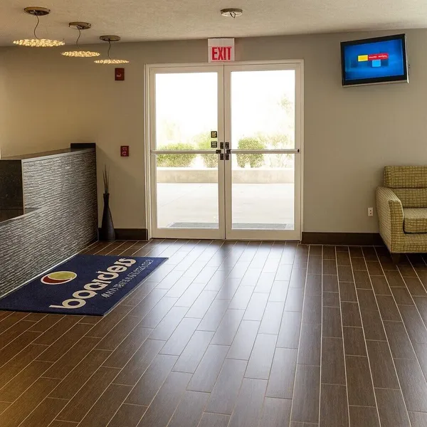 Boarders Inn & Suites by Cobblestone Hotels – Ashland City hotel detail image 2