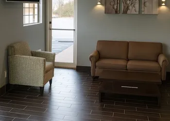 Boarders Inn & Suites by Cobblestone Hotels – Ashland City hotel thumbnail 4