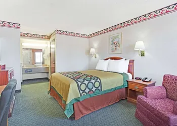 Super 8 by Wyndham Tucson Downtown Convention Center hotel thumbnail 6