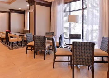 Hampton Inn Rome hotel thumbnail 3