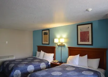 Hyannis Host Inn hotel thumbnail 6