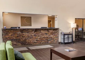 Comfort Inn Paducah I-24 hotel thumbnail 4