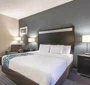 La Quinta Inn & Suites by Wyndham Glendive hotel detail image 7