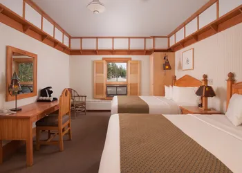 Old Faithful Snow Lodge & Cabins - Inside the Park hotel thumbnail 4
