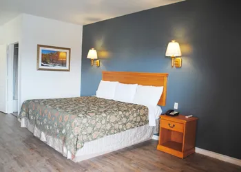 Bestway Inn hotel thumbnail 6