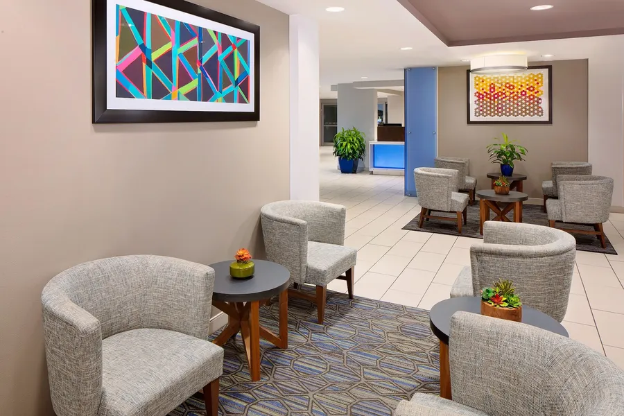 Holiday Inn Express & Suites Austin Downtown - University by IHG hotel detail image 2