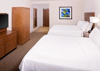 Holiday Inn Express & Suites Austin Downtown - University by IHG hotel thumbnail 3