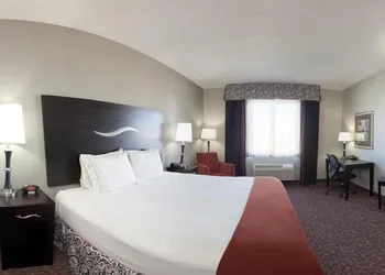 Holiday Inn Express Hotel and Suites Fort Stockton by IHG hotel thumbnail 6