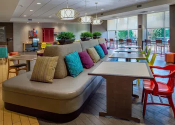 Home2 Suites by Hilton St. Louis/Forest Park hotel thumbnail 3