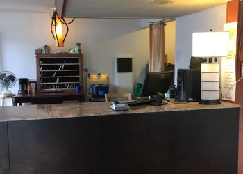 Holiday Lodge hotel thumbnail 2