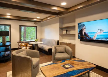 The Incline Lodge hotel thumbnail 2