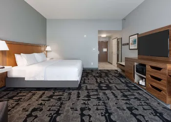 Hampton Inn Norfolk hotel thumbnail 8