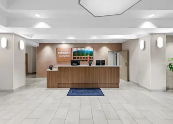 Hampton Inn Harrison hotel thumbnail 3