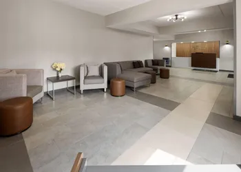 Wingate by Wyndham Grove City hotel thumbnail 4