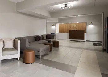 Wingate by Wyndham Grove City hotel thumbnail 5