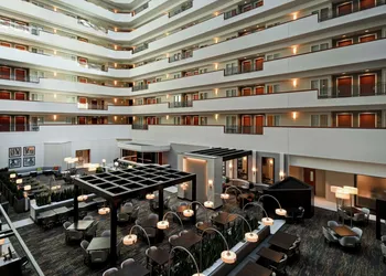 Embassy Suites Little Rock hotel thumbnail 2