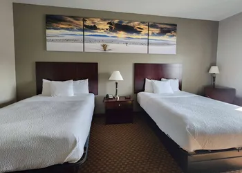Days Inn by Wyndham Kemah hotel thumbnail 7