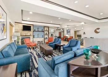 Comfort Suites Pecos hotel thumbnail 4