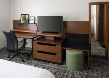 Fairfield Inn & Suites Tampa Westshore / Airport hotel thumbnail 3