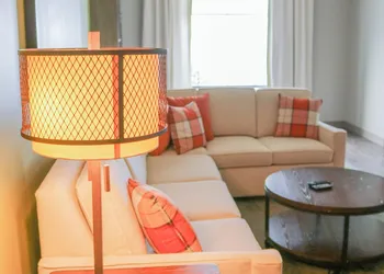Hotel Indigo Traverse City by IHG hotel thumbnail 8
