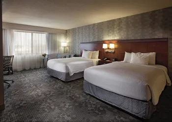 Courtyard by Marriott Fayetteville hotel thumbnail 6
